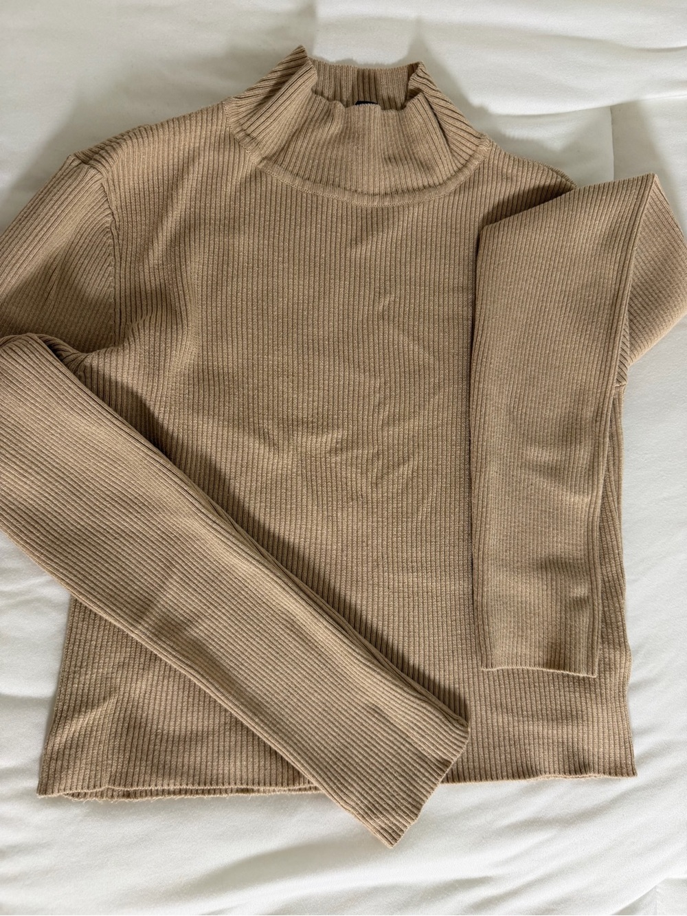 Divided Ribbed Knit Sweater - Light Beige